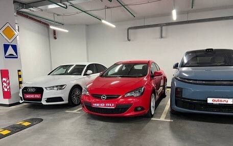 Opel Astra J, 2011 год, 900 000 рублей, 1 фотография