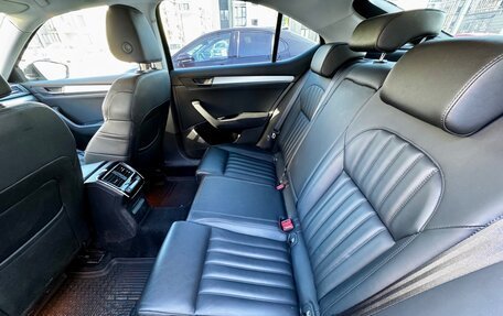 Skoda Superb III рестайлинг, 2019 год, 1 850 000 рублей, 8 фотография