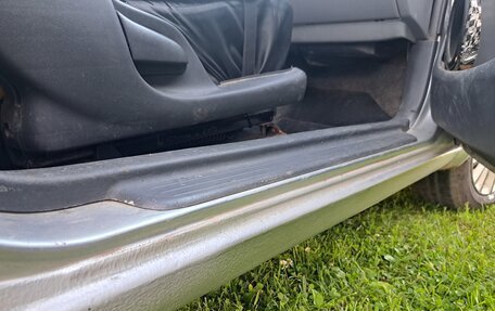 Toyota Yaris I рестайлинг, 2001 год, 220 000 рублей, 8 фотография