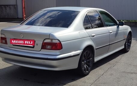 BMW 5 серия, 1998 год, 840 000 рублей, 9 фотография