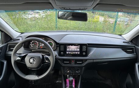 Skoda Rapid II, 2021 год, 1 300 000 рублей, 10 фотография