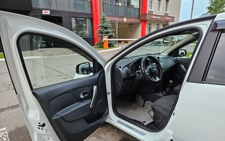 Renault Logan II, 2018 год, 360 000 рублей, 17 фотография