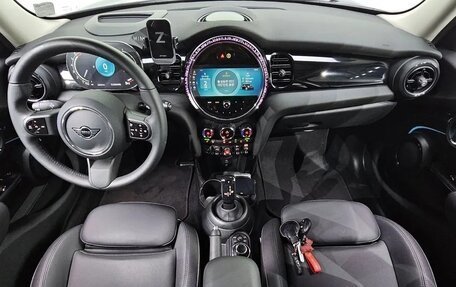 MINI Clubman, 2023 год, 1 909 312 рублей, 6 фотография