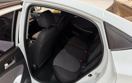 Hyundai Solaris II рестайлинг, 2013 год, 860 000 рублей, 7 фотография