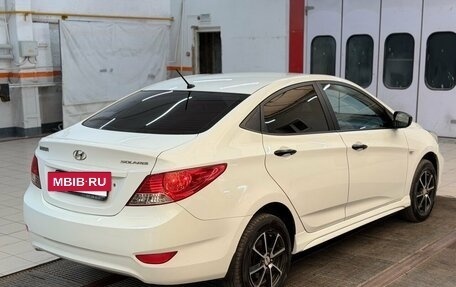 Hyundai Solaris II рестайлинг, 2013 год, 860 000 рублей, 2 фотография