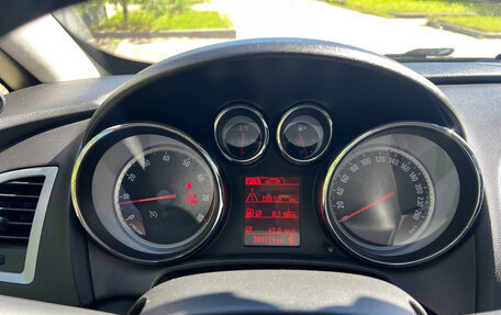 Opel Astra J, 2011 год, 900 000 рублей, 14 фотография