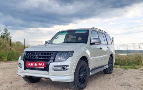 Mitsubishi Pajero IV, 2019 год, 3 390 000 рублей, 3 фотография