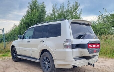 Mitsubishi Pajero IV, 2019 год, 3 390 000 рублей, 6 фотография