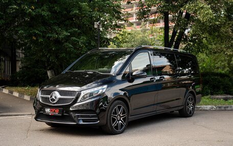 Mercedes-Benz V-Класс, 2023 год, 12 900 000 рублей, 2 фотография
