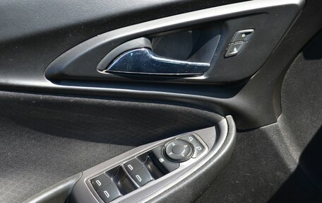 Chevrolet Malibu IX, 2018 год, 999 888 рублей, 16 фотография