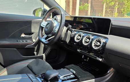 Mercedes-Benz CLA, 2020 год, 2 950 000 рублей, 12 фотография
