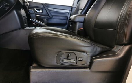 Mitsubishi Pajero IV, 2011 год, 1 809 150 рублей, 20 фотография