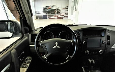 Mitsubishi Pajero IV, 2011 год, 1 809 150 рублей, 19 фотография