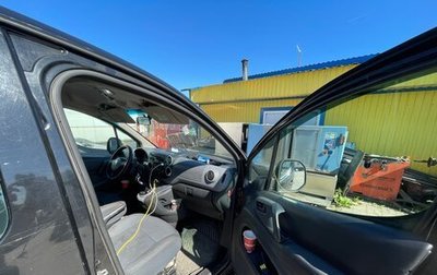 Peugeot Partner II рестайлинг 2, 2011 год, 420 000 рублей, 1 фотография