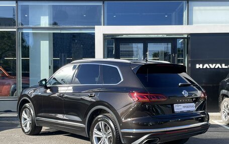 Volkswagen Touareg III, 2019 год, 4 249 000 рублей, 7 фотография