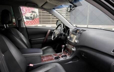 Toyota Highlander III, 2012 год, 1 981 200 рублей, 6 фотография