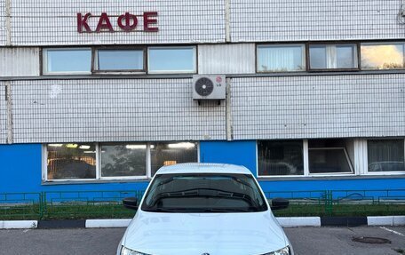 Skoda Rapid I, 2016 год, 450 000 рублей, 2 фотография