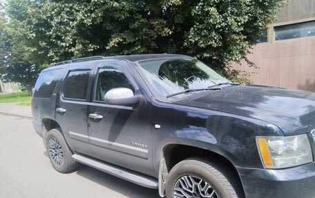 Chevrolet Tahoe III, 2012 год, 2 500 000 рублей, 3 фотография