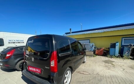 Peugeot Partner II рестайлинг 2, 2011 год, 420 000 рублей, 3 фотография
