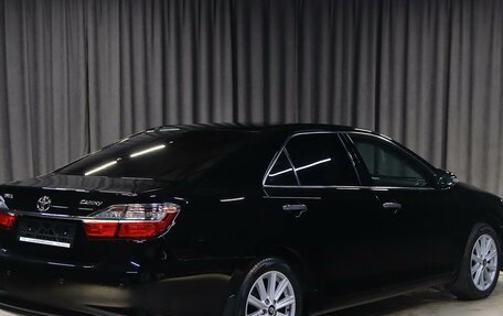 Toyota Camry, 2016 год, 1 749 000 рублей, 2 фотография