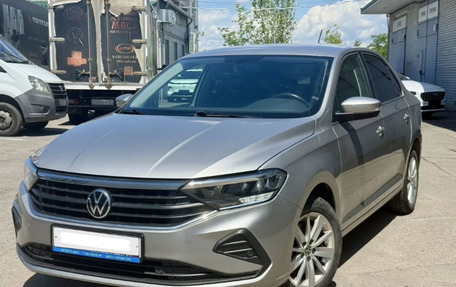 Volkswagen Polo VI (EU Market), 2021 год, 1 900 000 рублей, 1 фотография