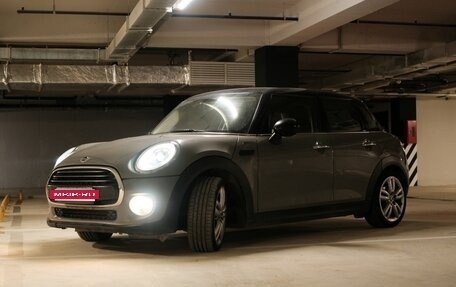 MINI Hatch, 2018 год, 1 700 000 рублей, 6 фотография