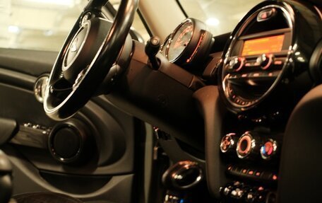MINI Hatch, 2018 год, 1 700 000 рублей, 21 фотография