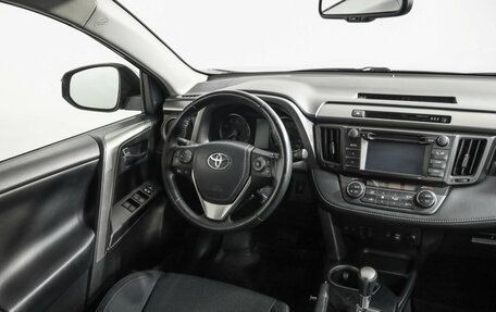 Toyota RAV4, 2015 год, 2 089 000 рублей, 10 фотография