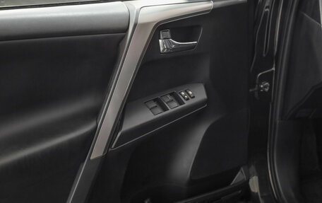 Toyota RAV4, 2015 год, 2 089 000 рублей, 19 фотография
