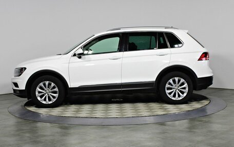Volkswagen Tiguan II, 2018 год, 2 457 000 рублей, 5 фотография