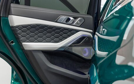 BMW X6 M, 2023 год, 17 667 000 рублей, 38 фотография