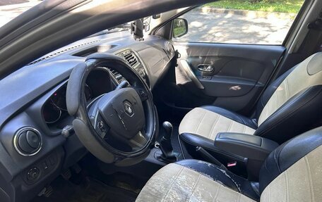 Renault Logan II, 2014 год, 450 000 рублей, 8 фотография