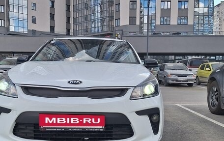 KIA Rio IV, 2019 год, 1 215 000 рублей, 2 фотография