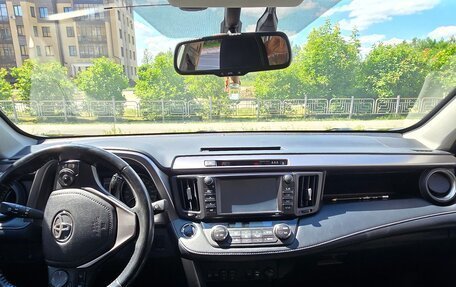 Toyota RAV4, 2019 год, 3 300 000 рублей, 5 фотография