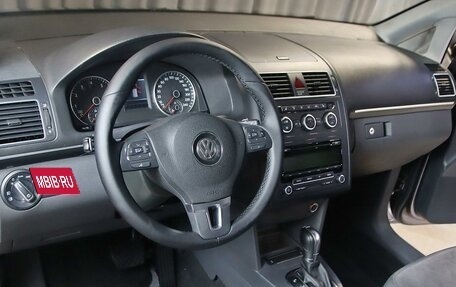 Volkswagen Touran III, 2014 год, 999 000 рублей, 8 фотография