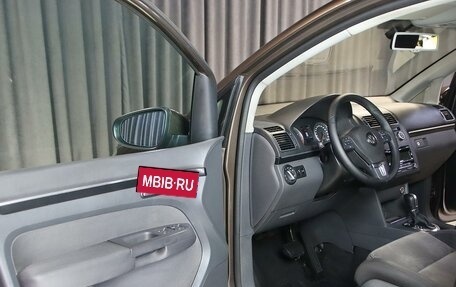 Volkswagen Touran III, 2014 год, 999 000 рублей, 7 фотография