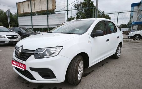 Renault Logan II, 2018 год, 750 000 рублей, 3 фотография