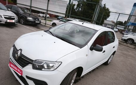 Renault Logan II, 2018 год, 750 000 рублей, 2 фотография