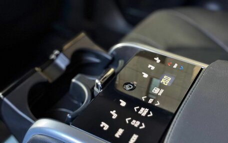 Toyota Camry, 2018 год, 3 375 000 рублей, 13 фотография