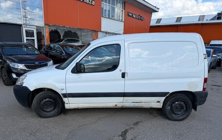 Peugeot Partner II рестайлинг 2, 2010 год, 280 000 рублей, 1 фотография