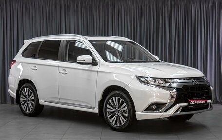 Mitsubishi Outlander III рестайлинг 3, 2022 год, 3 479 000 рублей, 1 фотография