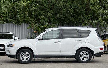 Mitsubishi Outlander III рестайлинг 3, 2011 год, 969 000 рублей, 10 фотография