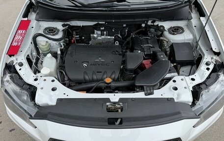 Mitsubishi Outlander III рестайлинг 3, 2011 год, 969 000 рублей, 14 фотография