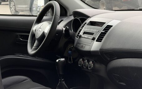 Mitsubishi Outlander III рестайлинг 3, 2011 год, 969 000 рублей, 20 фотография