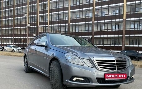 Mercedes-Benz E-Класс, 2009 год, 1 300 000 рублей, 5 фотография