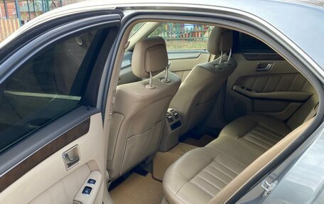 Mercedes-Benz E-Класс, 2009 год, 1 300 000 рублей, 16 фотография