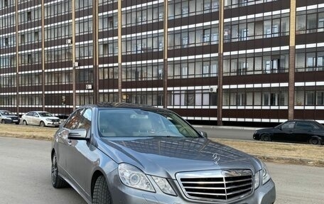 Mercedes-Benz E-Класс, 2009 год, 1 300 000 рублей, 22 фотография