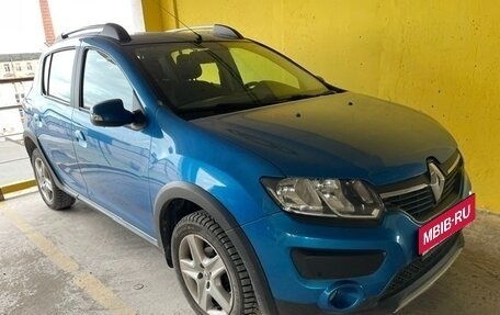 Renault Sandero II рестайлинг, 2016 год, 1 099 000 рублей, 2 фотография