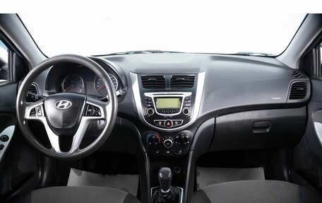 Hyundai Solaris II рестайлинг, 2014 год, 739 000 рублей, 12 фотография