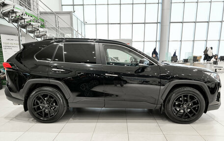 Toyota RAV4, 2020 год, 2 750 000 рублей, 5 фотография
